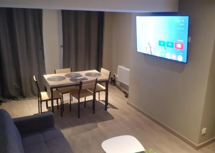 Appartement 5 - Hyper Centre - 1 A 4 Personnes